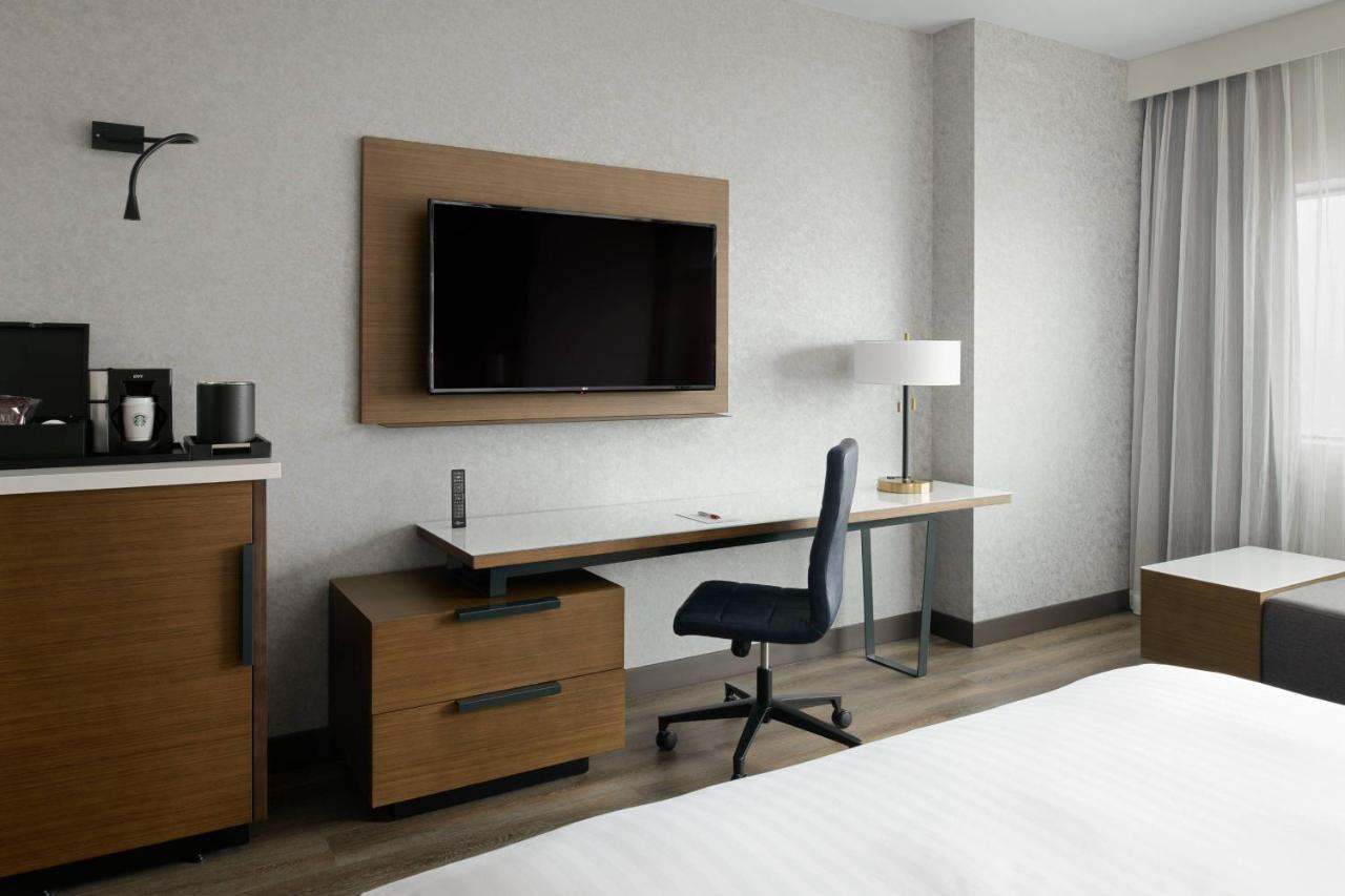 Hotel Marriott Tacoma Downtown Exterior foto